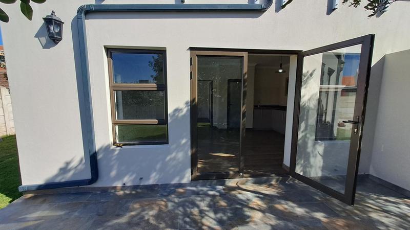 4 Bedroom Property for Sale in Stilbaai Wes Western Cape
